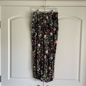 LOFT Floral Cropped Pant Size XS